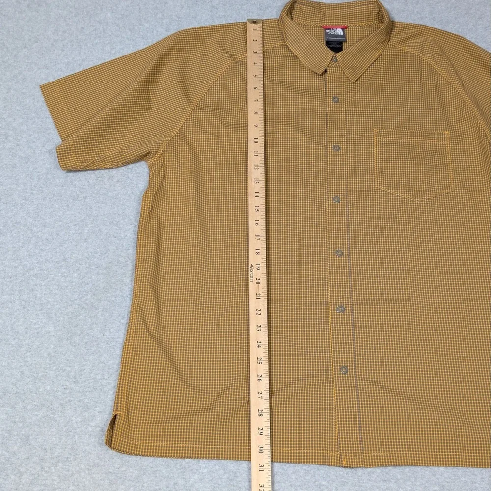 The North Face Short Sleeve Snap Button Up Shirt Mens XL Short Sleeve Yellow